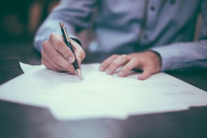 SELEZIONE PUBBLICA PER ESAMI PER L’ASSUNZIONE A TEMPO PIENO E INDETERMINATO DI DIRETTORE SELEZIONE PUBBLICA PER ESAMI PER L’ASSUNZIONE A TEMPO PIENO E INDETERMINATO DI DIRETTORE